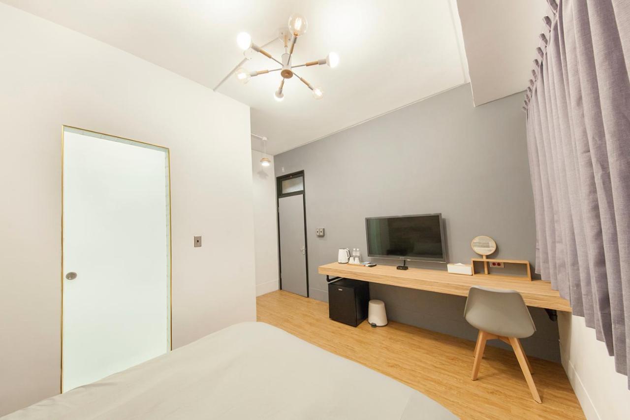 Slow Inn Tainan Zewnętrze zdjęcie