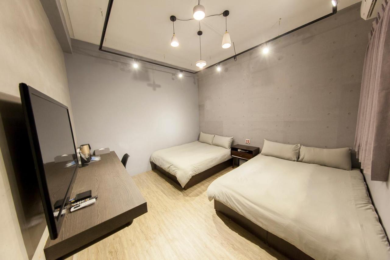 Slow Inn Tainan Zewnętrze zdjęcie